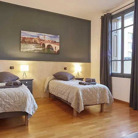 Casa All'Universita Di Verona - Verona Apartments Exterior photo